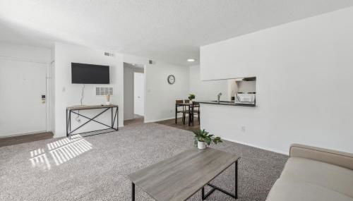 Northcliffe 104 I Fully Furnished 1 Bedroom 1Bth - Foto 3