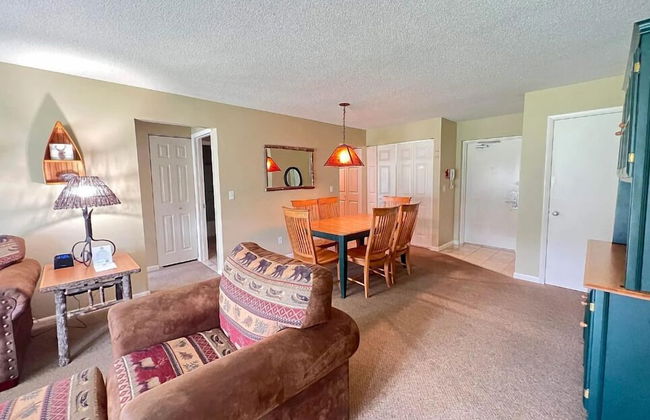 Charming 1BDR Condo w Golf Course View - Foto 9