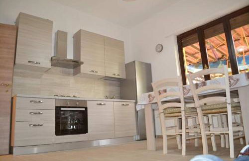 TERESA HOLIDAY - Foto 53