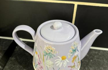 Cosy 4 bedroom holiday let Stevenage 22mins from London on the train - Foto 12