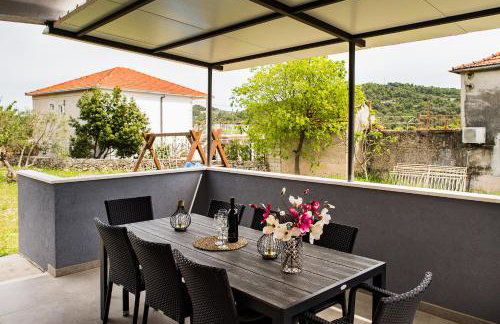 Villa SM Matijas - Photo 35