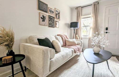 Stylish Retreat - 4 Min Downtown - Foto 1