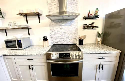 Hot Tub Luxe Retreat • Game Room • Lake • Bryce - Foto 33