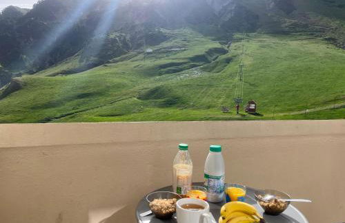 Appt chaleureux 2 - 4 personnes au pied des pistes - draps et linges de toilette non fournis - ménage non inclus - Foto 2