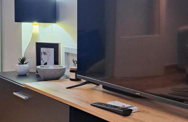 Stylish City Center Apartment - Foto 13