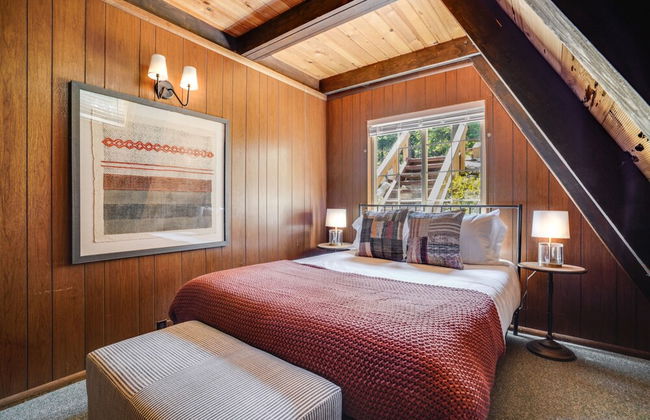 Horizon by Avantstay Stunning A-frame Cabin w Hot Tub Billiards Lake Views - Photo 19