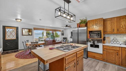 Above Par - Quiet & Private Retreat | Parking + Lake Views - Foto 5