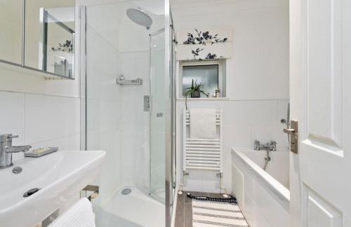 Botanical Bliss by Underthedoormat - Foto 28