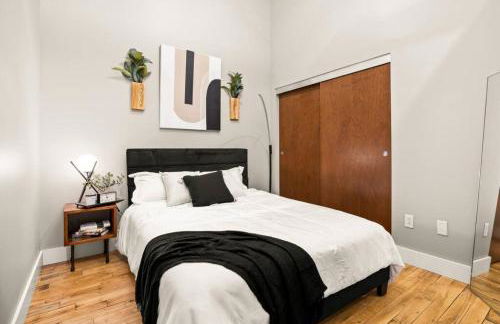 The Urban Loft - Stylish Industrial Living - Foto 10