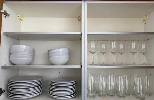 Leeds Serviced Accommodation - Apartments - 3 Bed House-Close To Centre -M621 & M1 - Contractors - Business Travellers - Families - Photo 17