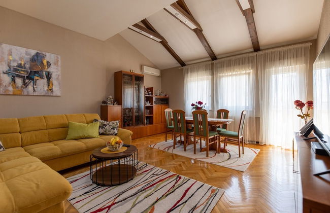 Kasteline Elegant Apartment With Balcony - Foto 7