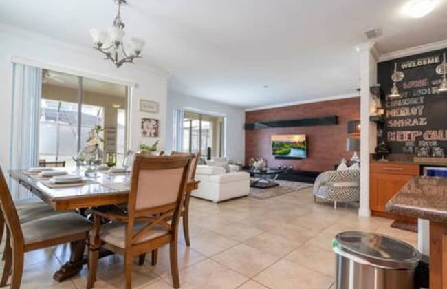 Gorgeous 6 Bedroom w Pool Paradise Palms - Foto 20