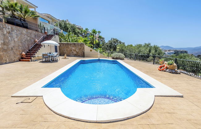 Stunning Golf Villa With Pool and Stunning Views - Foto 16