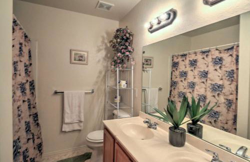 Quiet Arlington House with Yard near Joe Pool Lake! - Foto 21