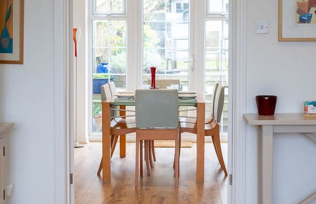 Host Stay Martlet House - Photo 11