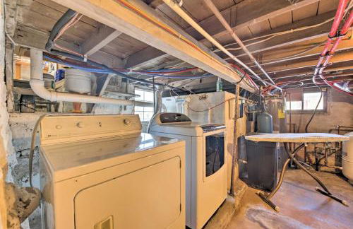 Quaint and Family-Friendly Watertown Farmhouse! - Foto 22