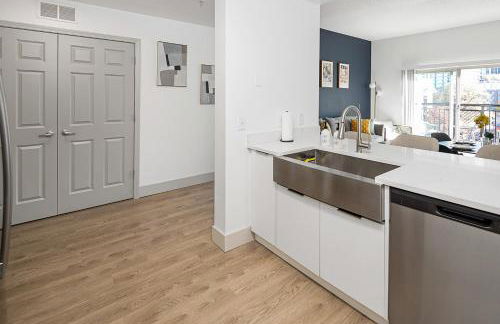 Carolina Blue - Stunning Views, Free Parking and WiFi - Foto 27