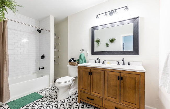 Delta View Retreat Suites - Foto 31