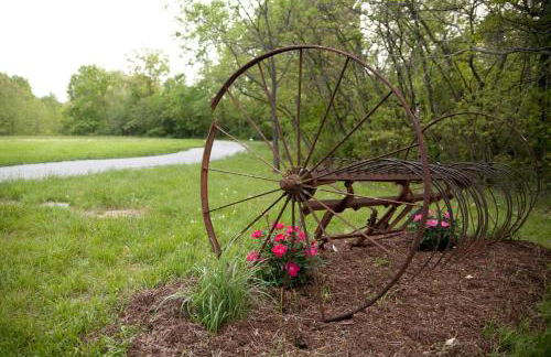 Cozy Rustic Cabin with Hot-Tub Ideal for a Couples Retreat in Illinois - Foto 28