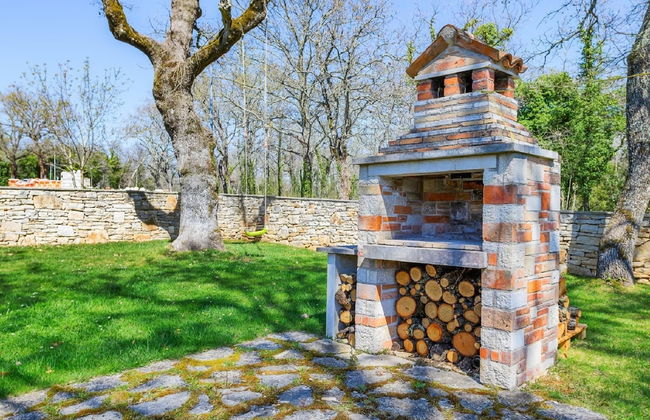 Beautiful Stone Villa in Tinjan With Swimming Pool - Foto 18