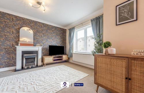 Last-Minute Escapes ! Summer Days l RTM Stay l 4 -Bed House By Finesse Stays Short Lets & Serviced Accommodation Wakefield With Parking, Contractors - Foto 43