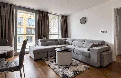 Central-Modern 1-Bed Apt,Sleep 4 -Near Train Station & Easy Access to Central London & City Centre - Foto 24