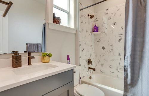 Mtn and Lake Views Family Retreat in Garden City! - Foto 22