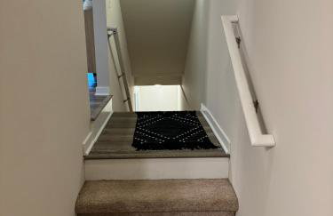 Elegant & Modern Plymouth 3-bed 25-bath Townhome - Foto 21