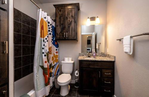 Family-Friendly Home - Ideal for World Cup Week - Foto 26