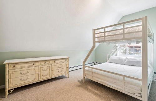 Minutes to Downtown & National Forest Ash Lodge - Foto 22