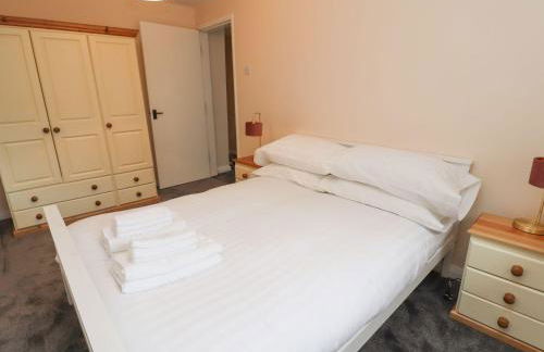 Memorial Building - Photo 40