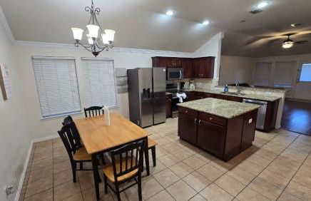 Extended Stay 3BR with office in Mira Lagos - Foto 1