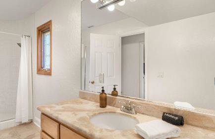 Two Estates w Pools Hot Tubs Game Rooms Valley Views Tennis Court Near Beaches Wineries - Foto 55