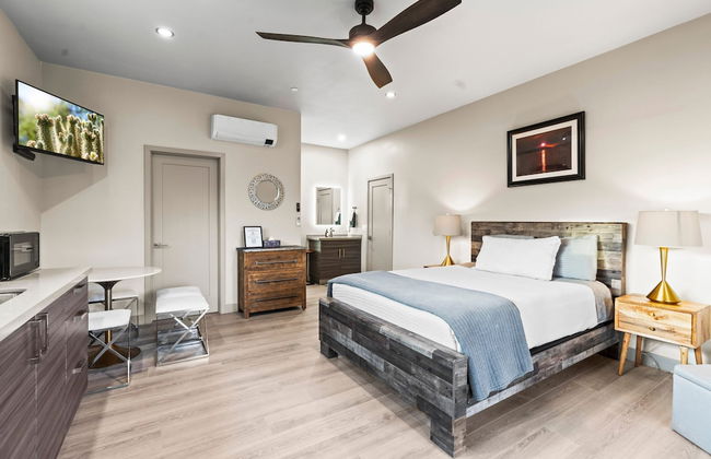 NEW Moondance Private Studio Cathedral Rock Hiking - Photo 6