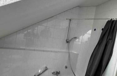 Traumhafte Wohnung direkt am See, S-Bahn nähe - Foto 8