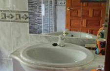 Habitaciones en planta superior independiente con piscina - barbacoa - Foto 29