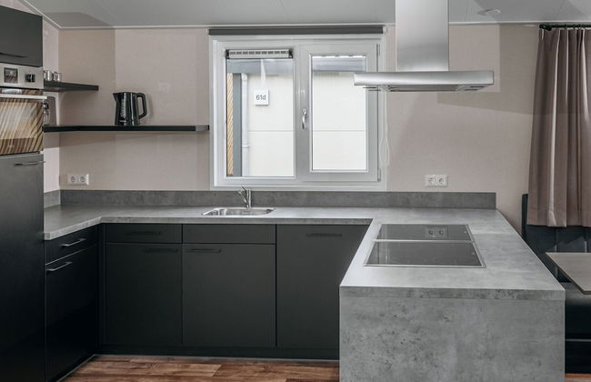 Chalet With Private Jetty - Photo 3