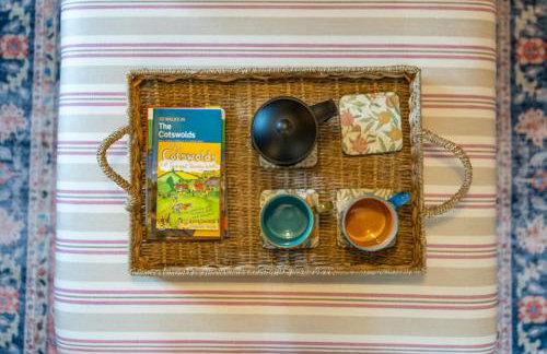 Beautiful 2 Bedroom Cottage in the Cotswolds - Photo 10