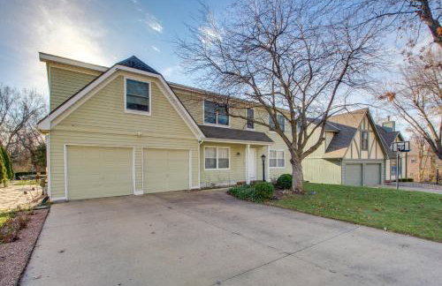 2 Mi to KU Campus Group Getaway with Patio and Garden - Photo 30