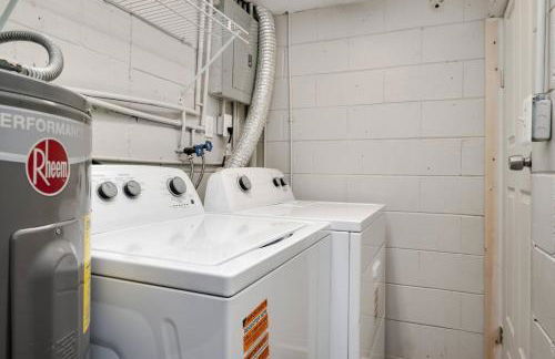 Stylish 2BR Home Near Disney and Universal Orlando - Foto 29