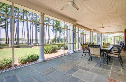 Waterfront Cambridge Gem with Hot Tub, Pool and Dock! - Foto 36