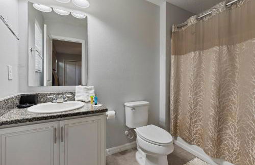 Amazing 4BdrmsPrivate Hot Tub7 miles from Disney - Foto 5