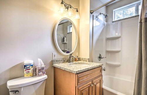 Indian Lake Retreat with Wet Bar and Covered Deck - Foto 20