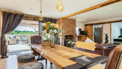 Lucky's Stable - Uk34101 - Foto 5