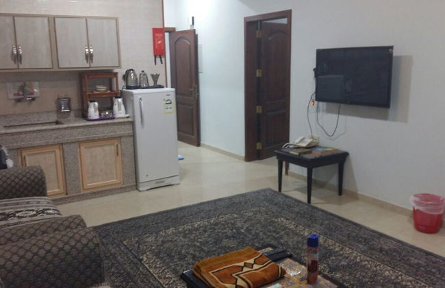 Al Eairy Furnished Apartments Al Ahsa 5 - Photo 22