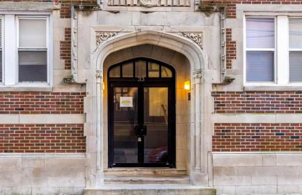 AC Retreat - Cozy 2BR by Tropicana & Beach - Foto 26