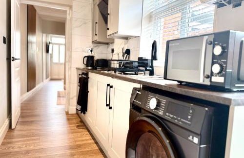 Stylish 2BR - Sleeps 6 - Central Stourbridge Gem - Foto 13