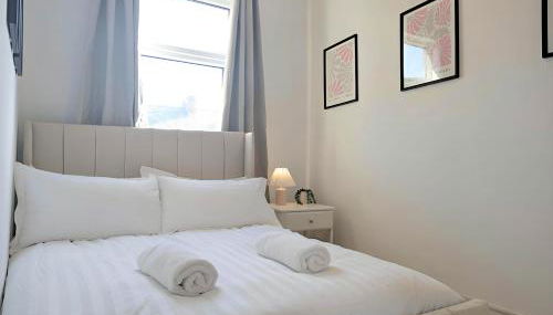 Charming 3-Bed Home Near Centre Free Parking - Foto 4