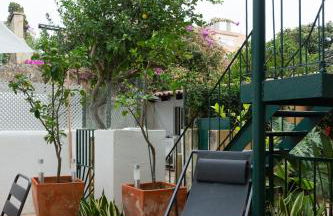 Stylish 2-Bedroom Apartment with Terrace in Alcântara - Photo 32