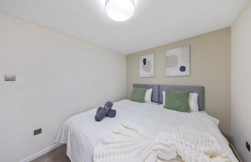 The Belvedere Stay - Free Parking, Spacious Garden, Super King Bed - Foto 30